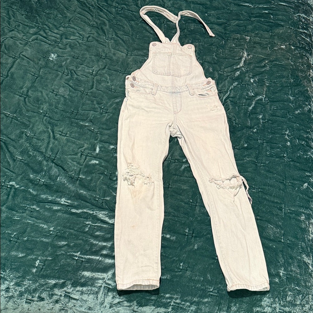 Old Navy Girls Light Wash Denim Overalls (Size M 8)